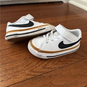 Nike toddler boy 7c